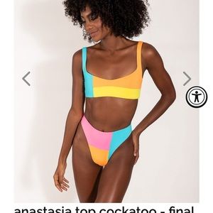NWT ONEONE Anastasia Top